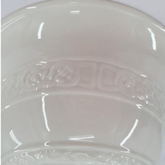 Belleek Irish Tara Shamrock Collection Large Porcelain Cottagecore‎ Mixing Bowl - Picture 7 of 9